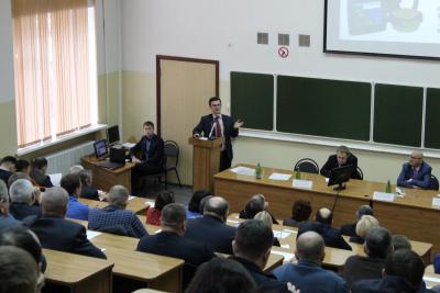 Seminar-meeting on training of tractor drivers in the Saratov region
