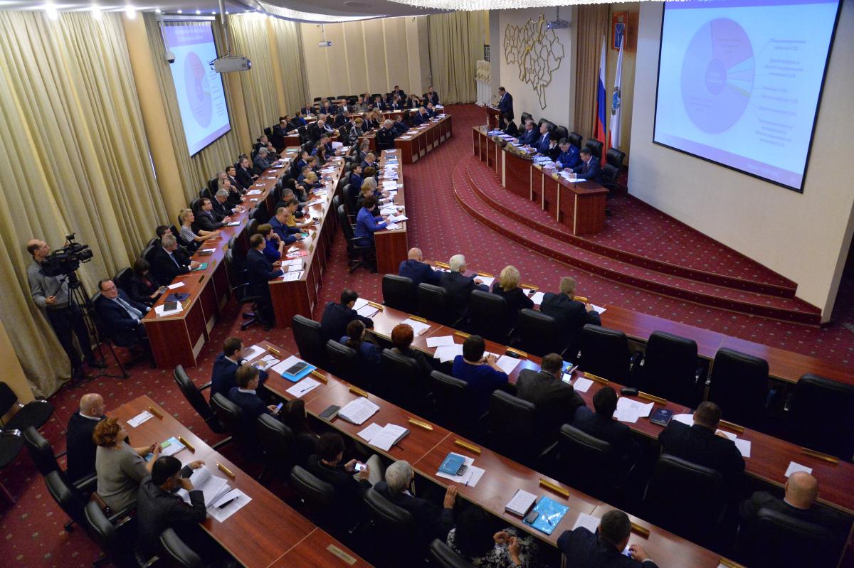 The Rector of the University made his speech at a meeting of the Government of the Saratov region. Фото 1
