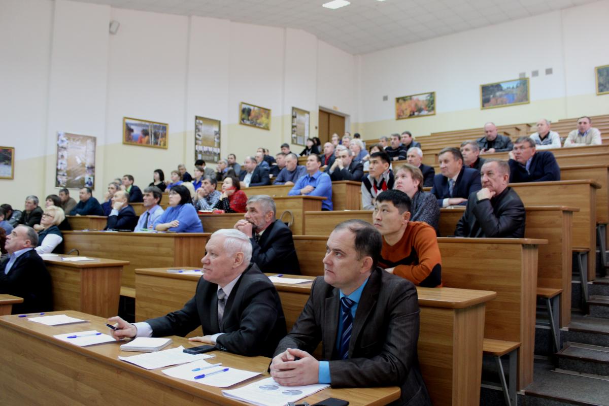 Seminar-meeting on training of tractor drivers in the Saratov region. Фото 2